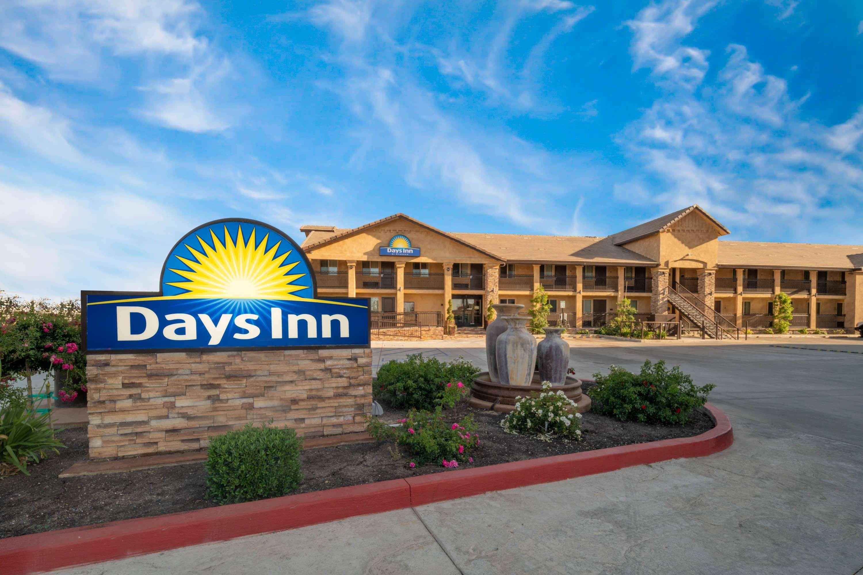 Days Inn By Wyndham Galt - Elk Grove South Dış mekan fotoğraf