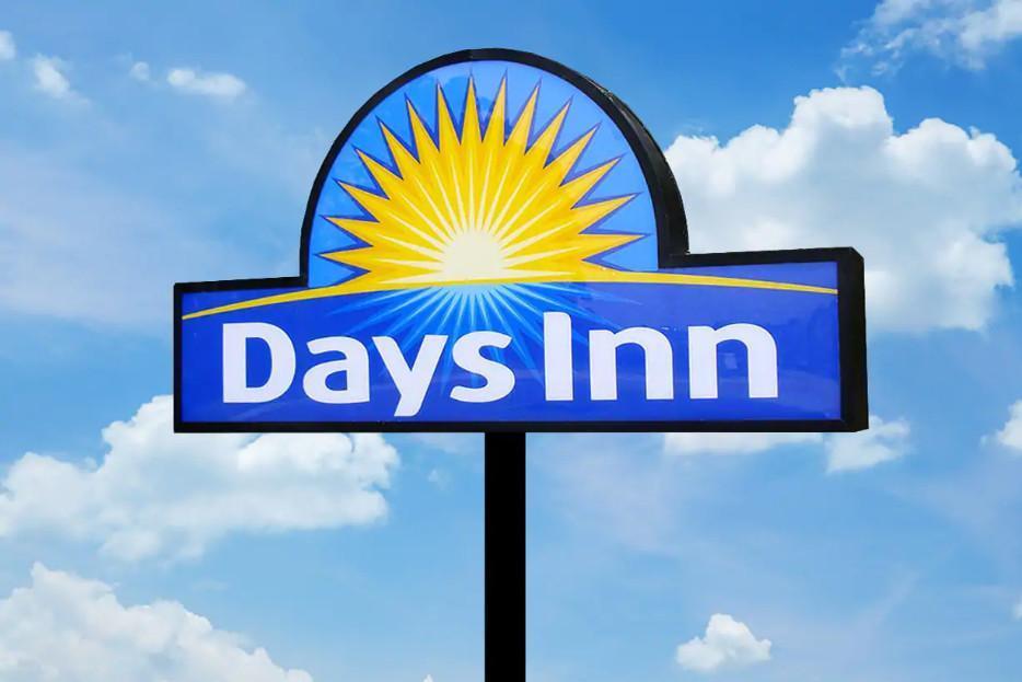 Days Inn By Wyndham Galt - Elk Grove South Dış mekan fotoğraf