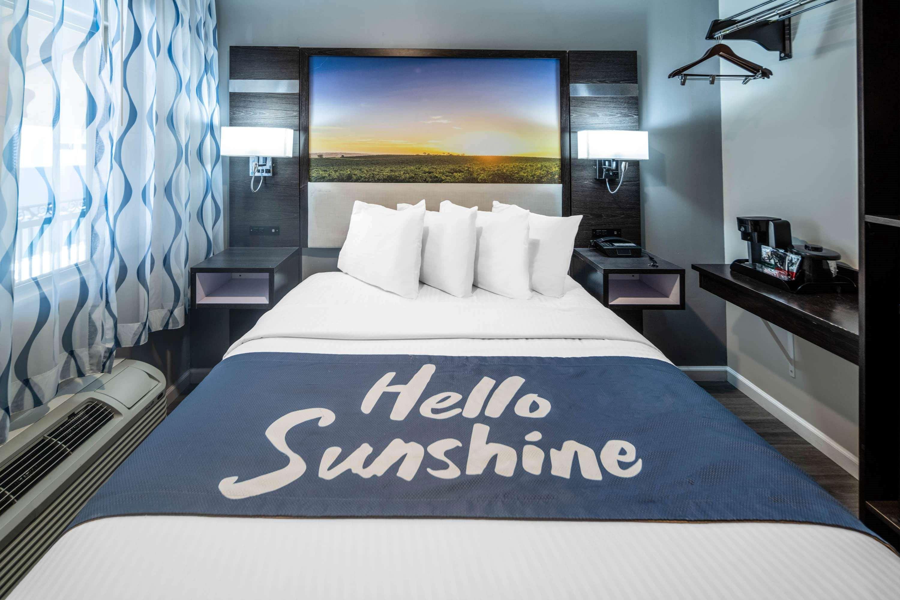 Days Inn By Wyndham Galt - Elk Grove South Dış mekan fotoğraf